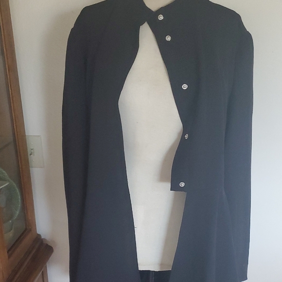 Hot Topic Black Women's Jacket - Picture 5 of 12